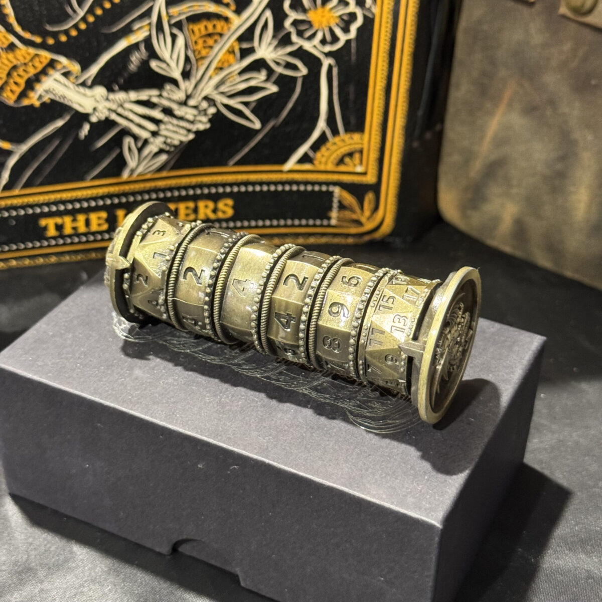 Spinner tower - Antique gold - Image 2
