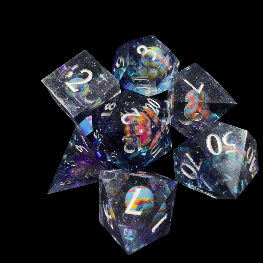 Dadi spigolo vivo blu trasparente con pianeti (no. argento)